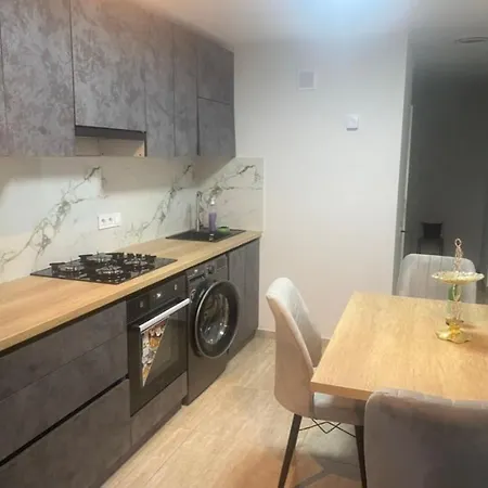 Apartment 24 на 24, 2 спальни - аэропорт *